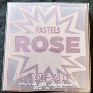 Buds Beauty Pastels in Rose